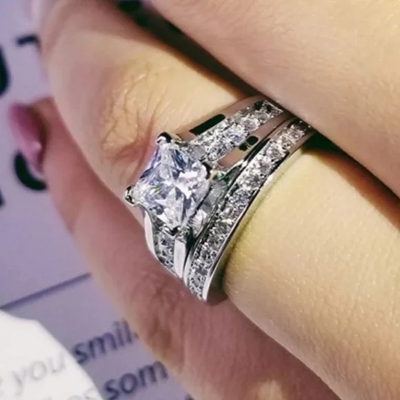 💯 NEW 2PC/SET 925 STERLING SILVER DIAMOND RING, CUTE RING, SHINY RING. - Picture 3 of 7